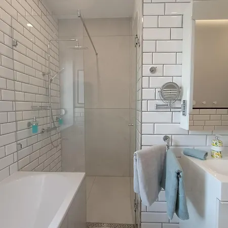 Old Town - 2 Bedrooms - Self Check-in דירה *